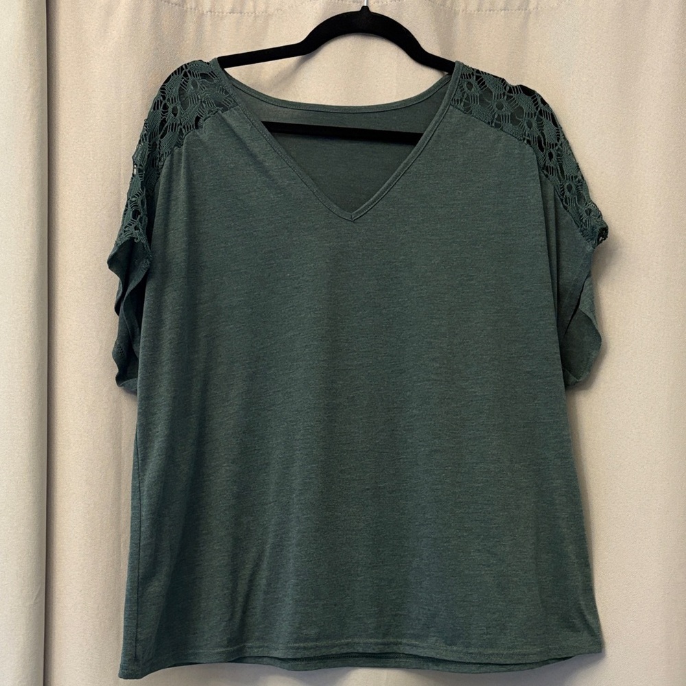 SHEIN Dark Green V-Neck Lace Shoulder Top